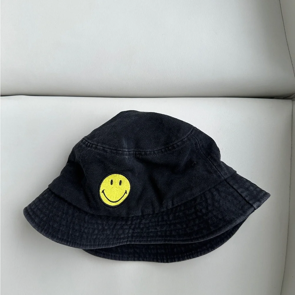 Urban Outfitters Smiley Black Bucket Hat